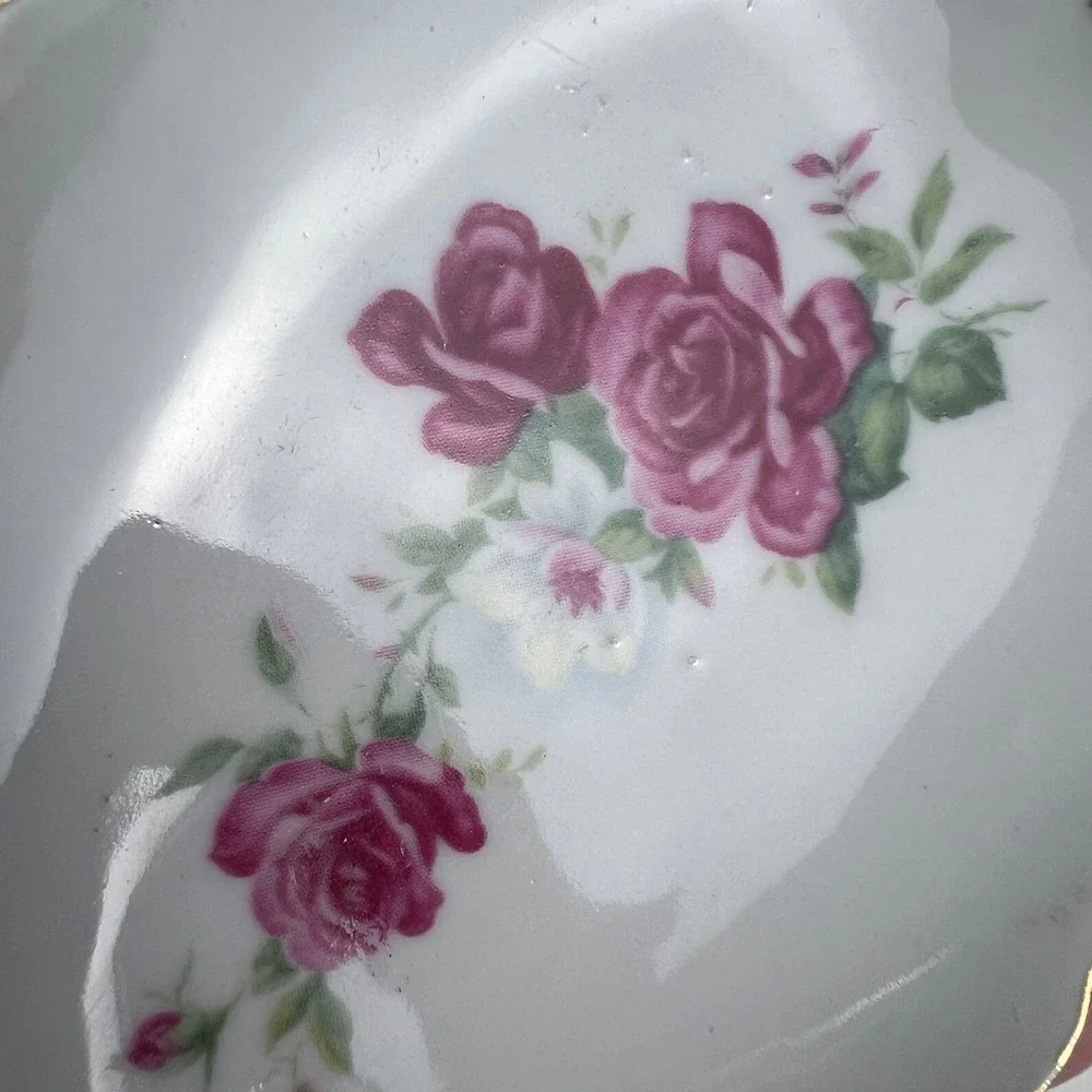 Unbranded vintage porcelain